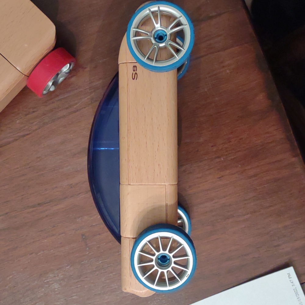 Automoblox Large Cars - Picture 2 of 5